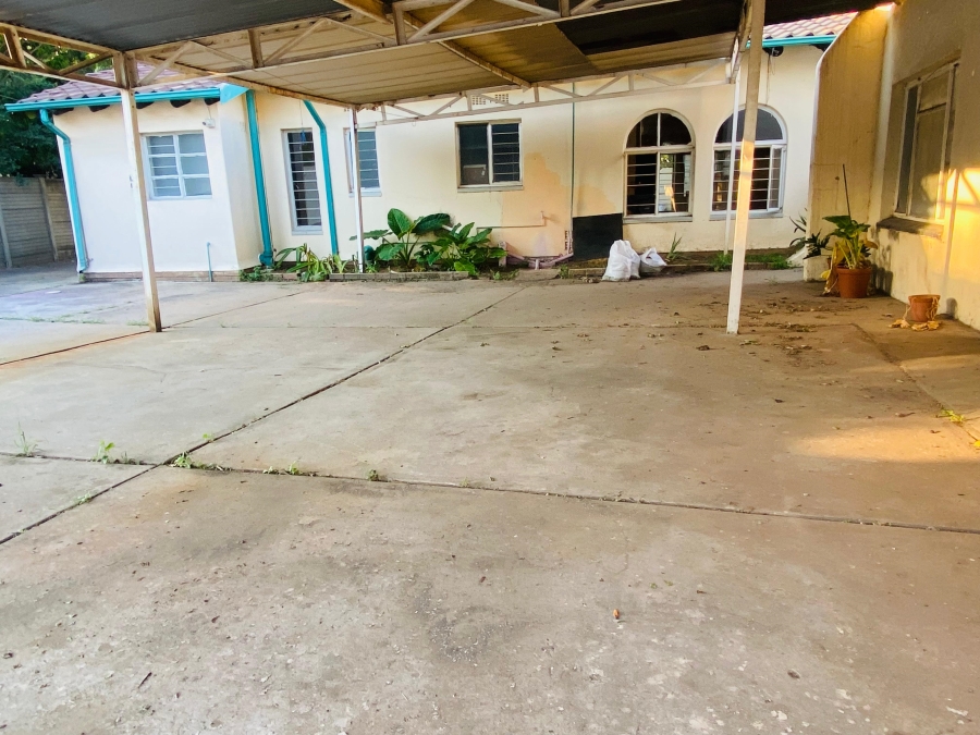 4 Bedroom Property for Sale in Vaalpark Free State